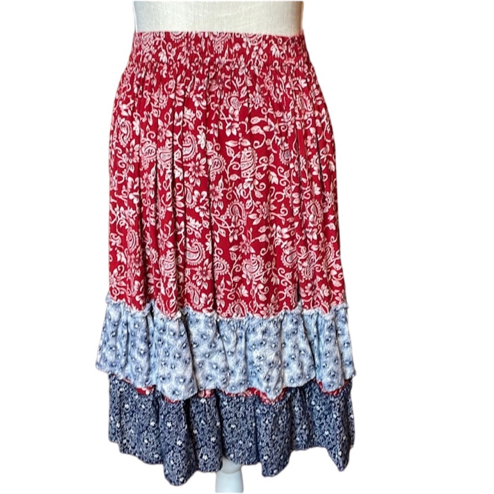 Sun River Clothing Co. 100% Rayon Layered Red, White & Blue Floral Western Skirt